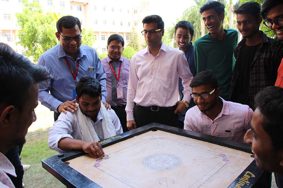 Carom Competition